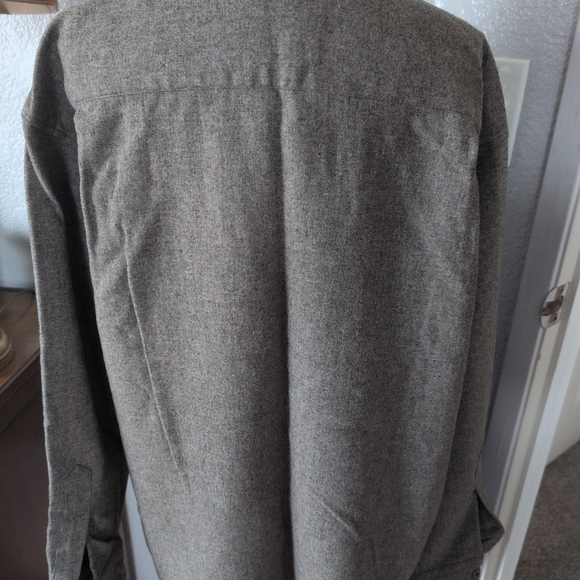 Men's Pendleton Gray Button-Up Jacket - Picture 4 of 6